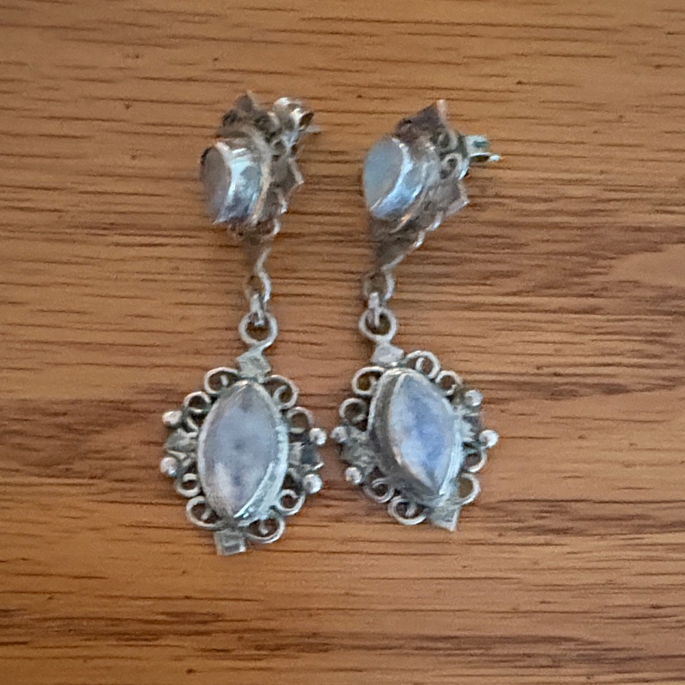 Elegant Silver Moonstone Dangle Earrings